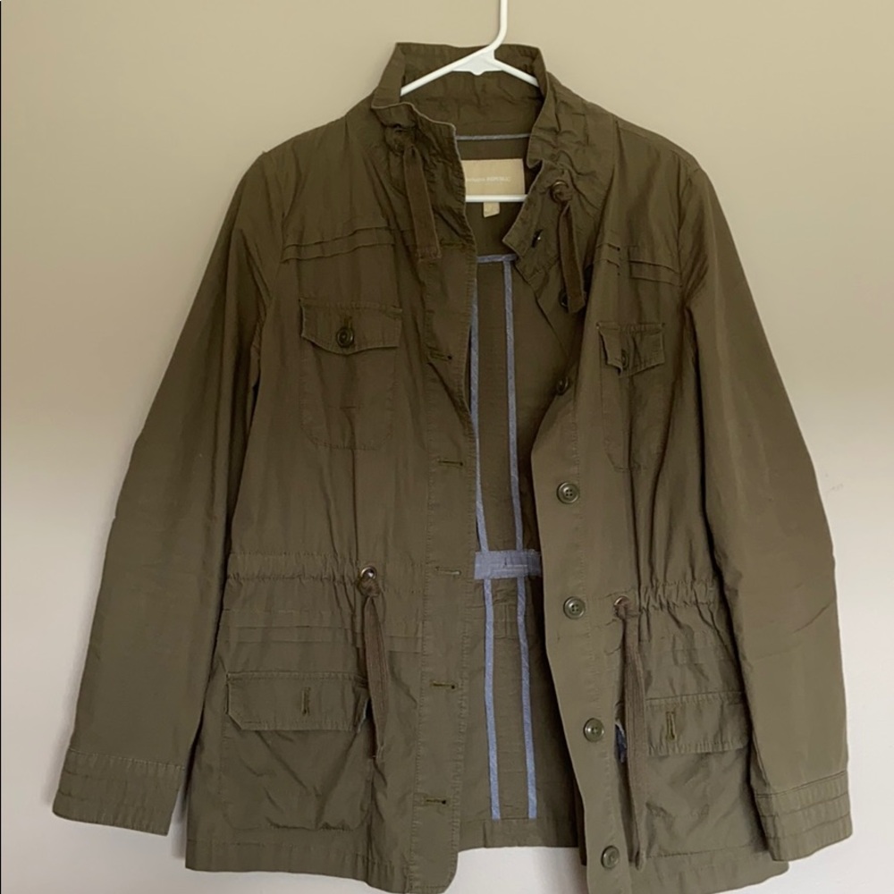 Banana Republic olive green Jacket - Like New!